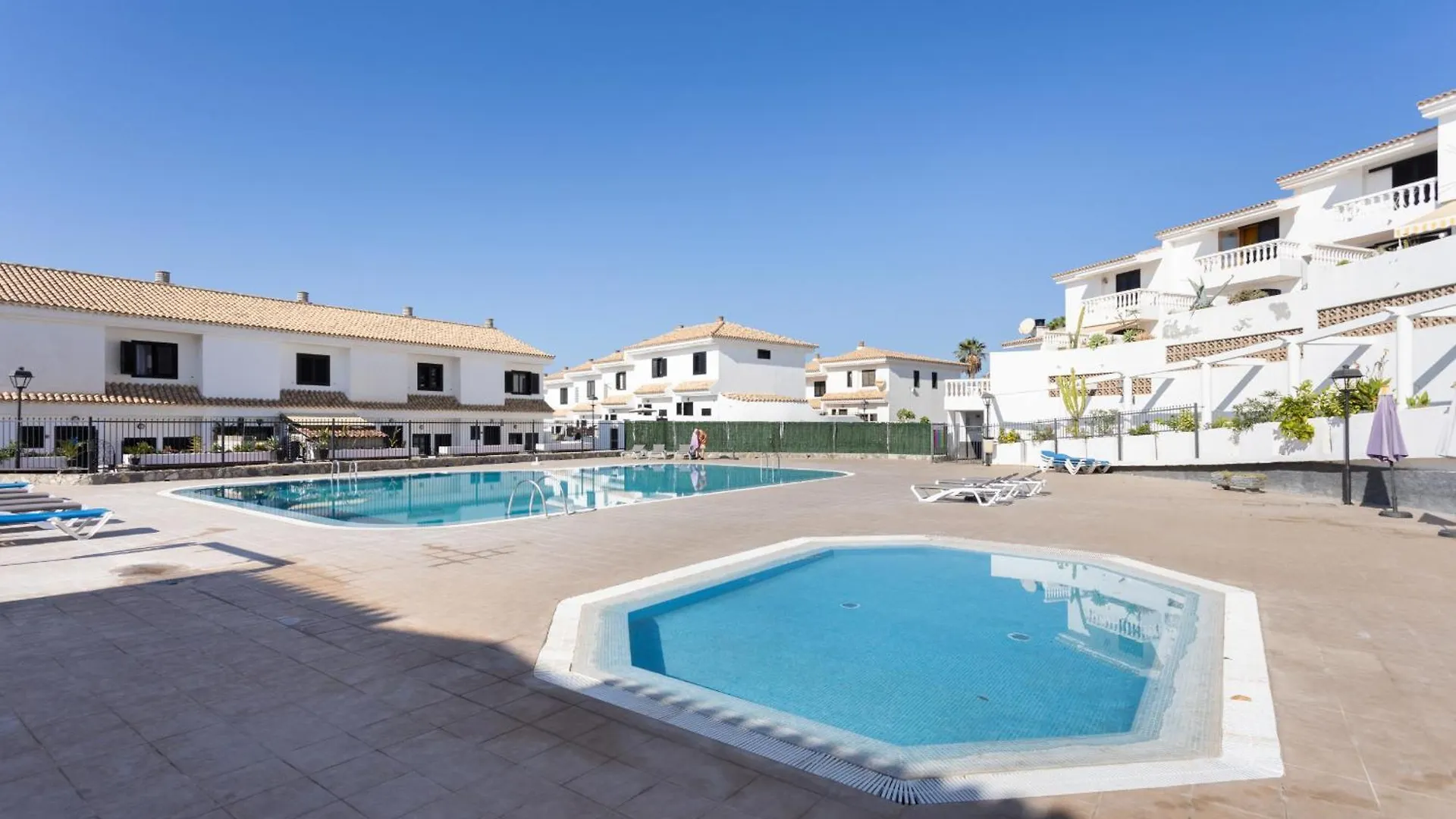 Vv Los Halcones With Pool Arona  Holiday home Arona (Tenerife)